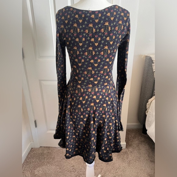 Urban Outfitters Bell Sleeved Dress, Size XS - Picture 3 of 6